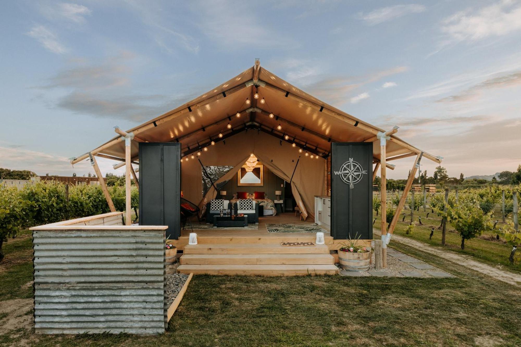 Villas & Vines Glamping Hastings Extérieur photo
