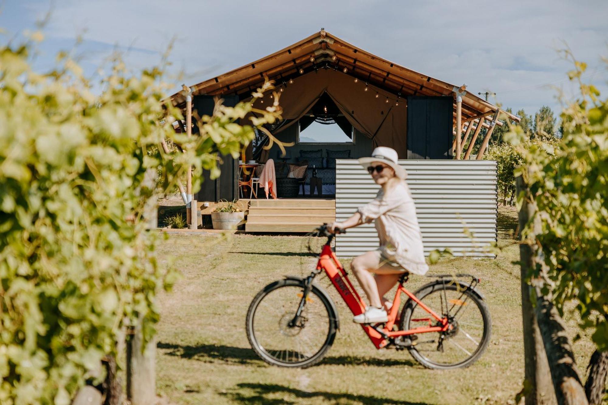 Villas & Vines Glamping Hastings Extérieur photo