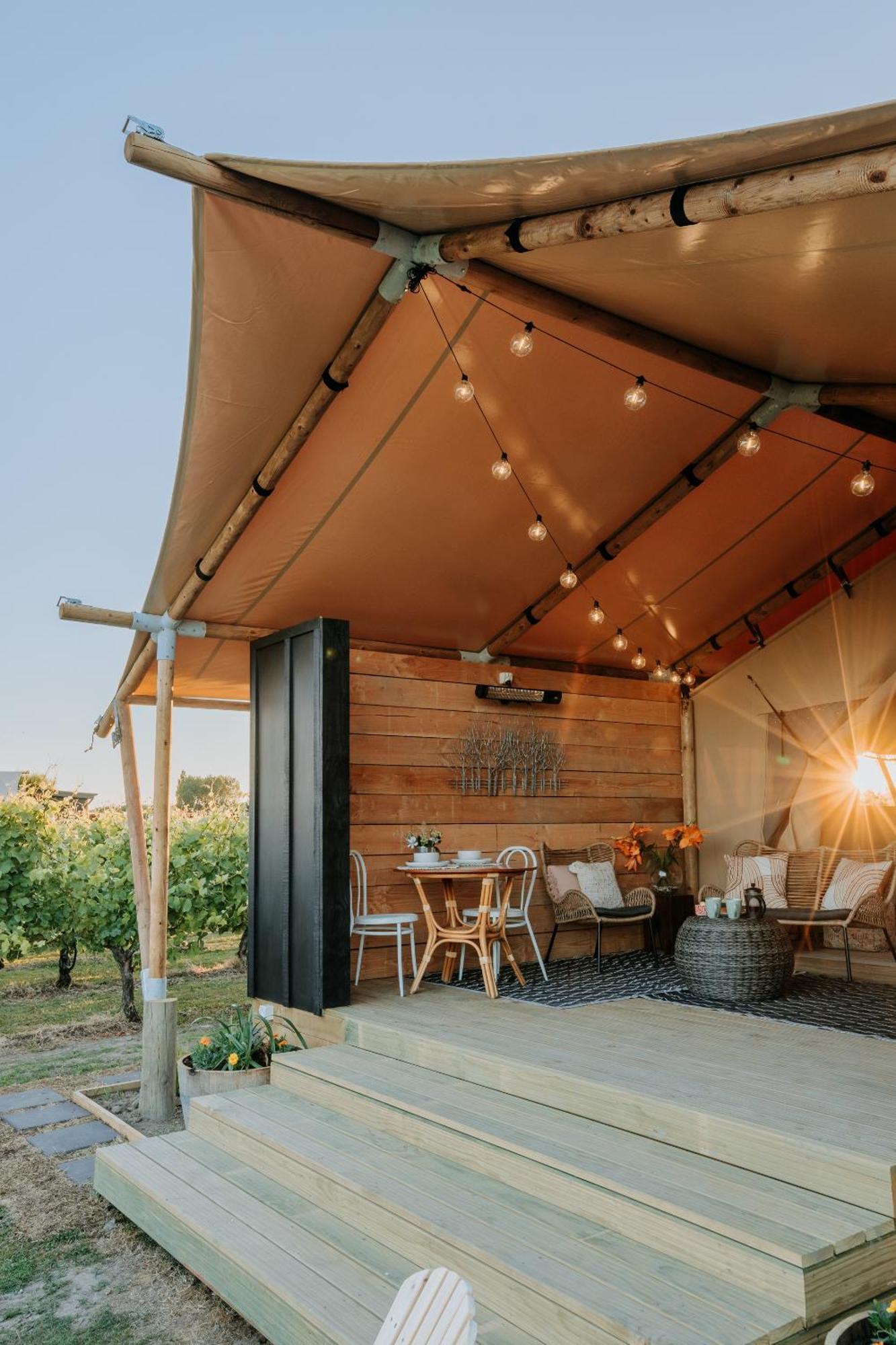Villas & Vines Glamping Hastings Extérieur photo