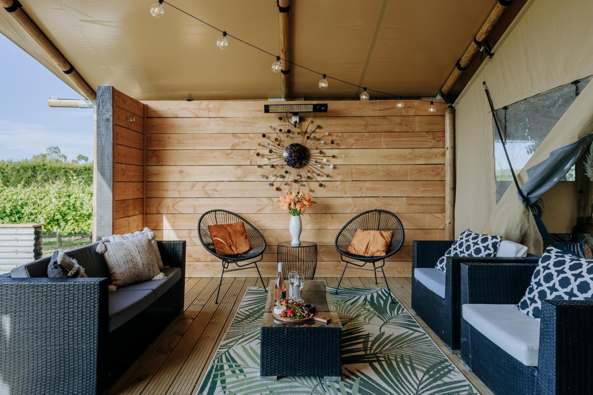Villas & Vines Glamping Hastings Extérieur photo